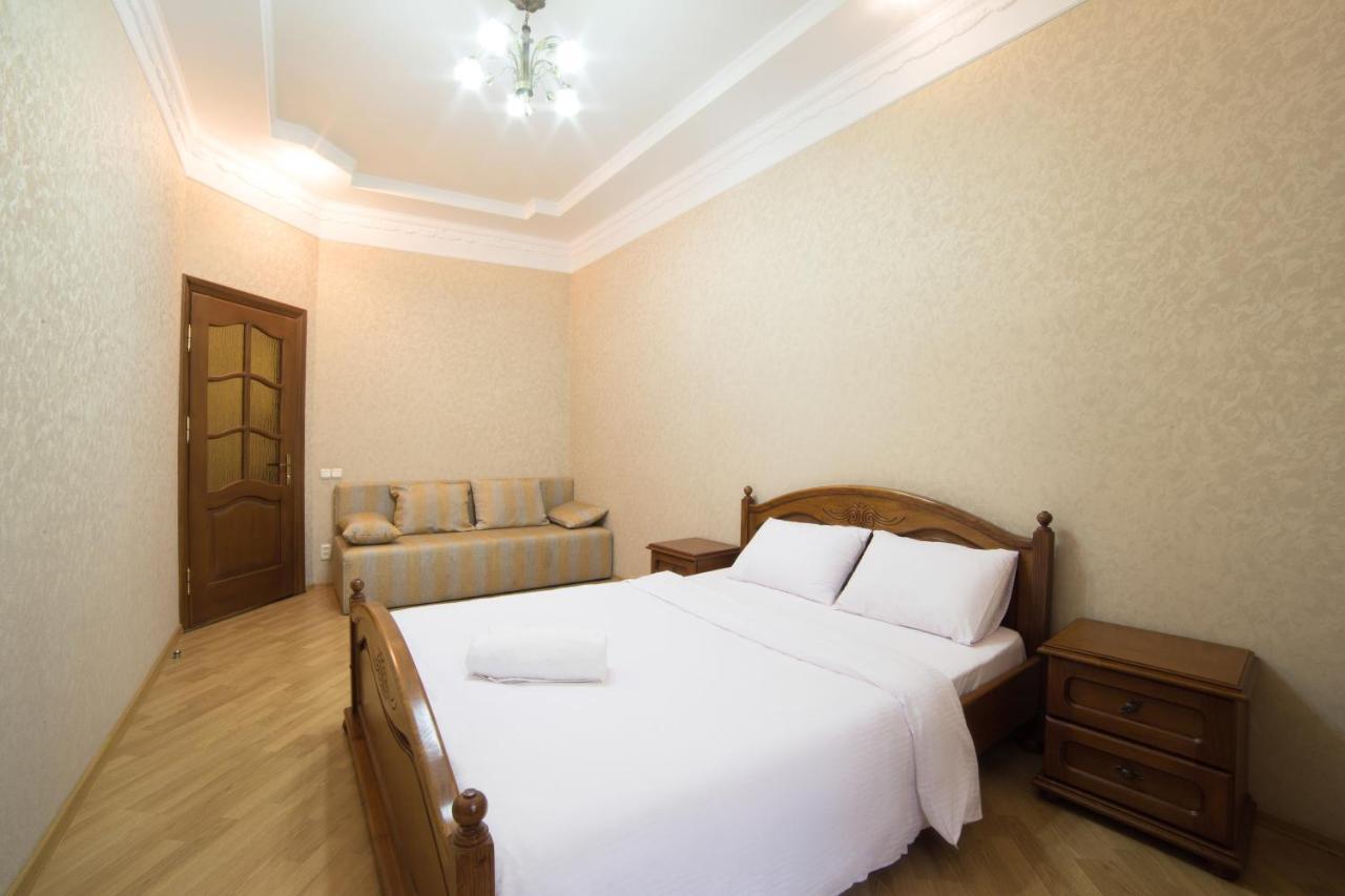 Apartment On Virmenska 3, With 2 Separate Bedrooms Liov Exterior foto